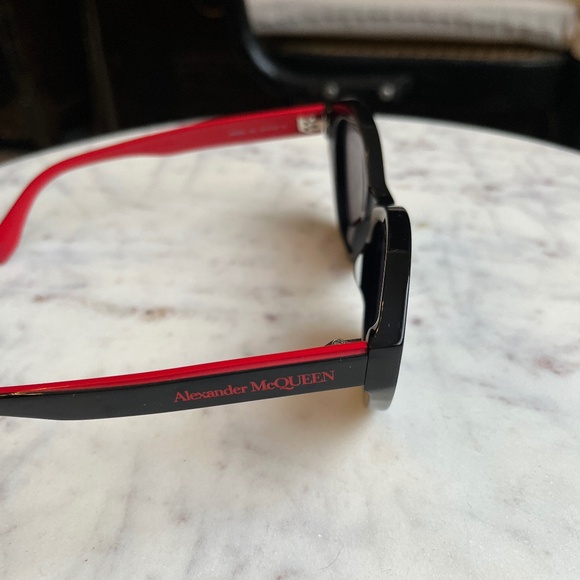 Alexander McQueen cat-eye sunglasses in black with red accents, EUC - Picture 9 of 15